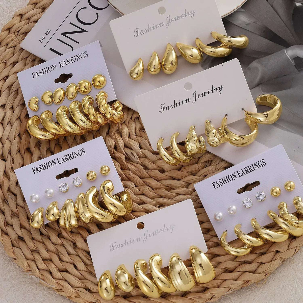 12Pcs Vintage Earrings Set Fashion Closet Clothing
