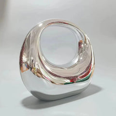 Modern Luxury Handbag Fashion Closet Clothing