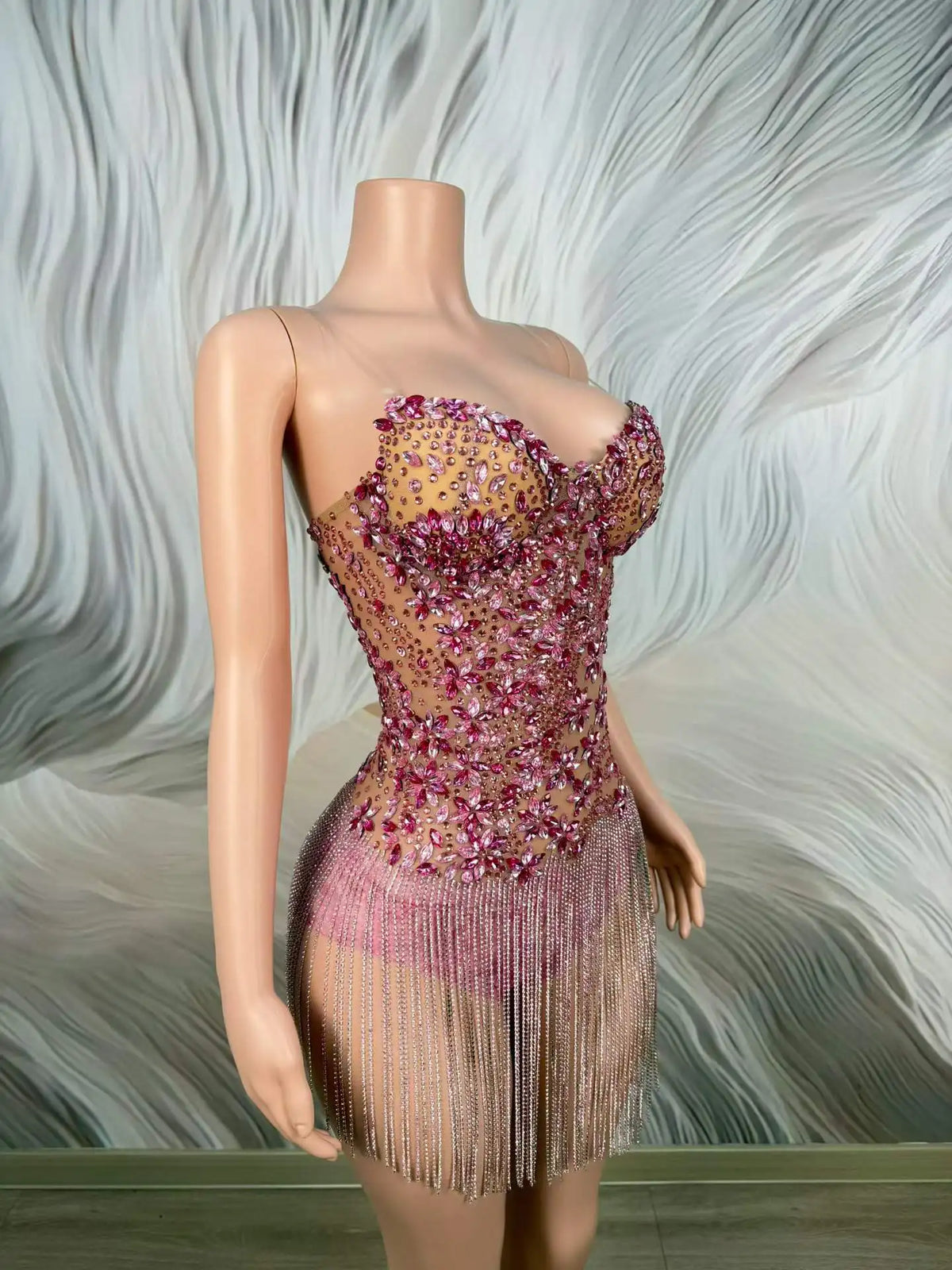 Mini-robe cocktail transparente à franges