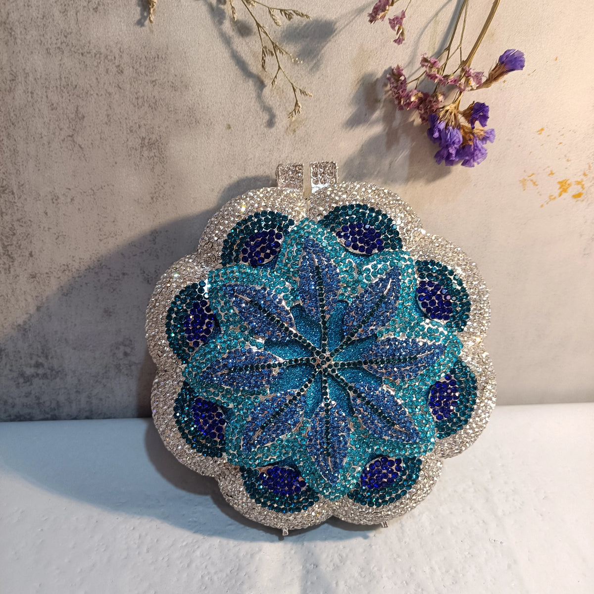 Pochette Fleurie en Cristal
