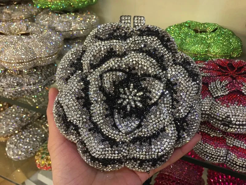Pochette Fleurie en Cristal