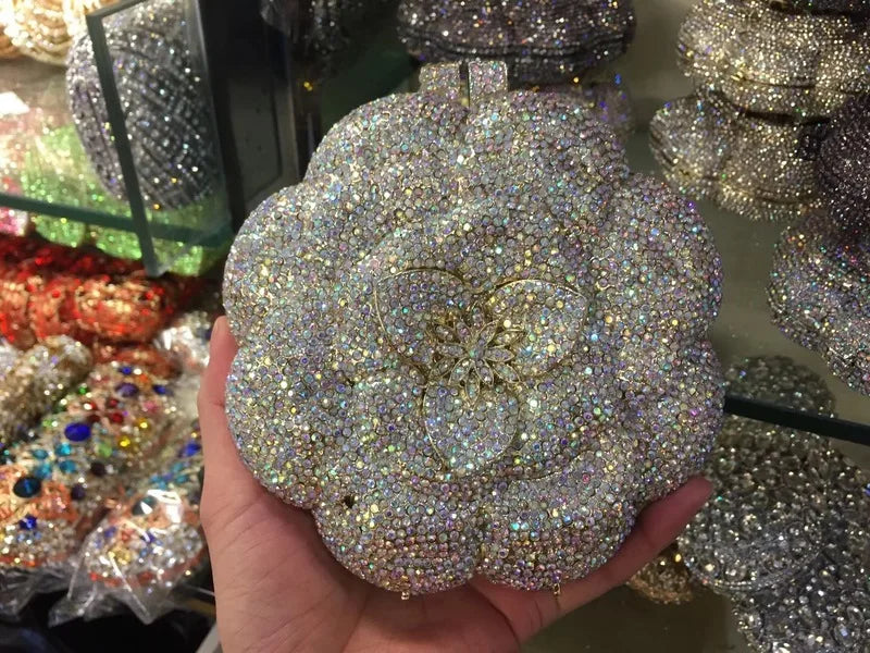 Pochette Fleurie en Cristal