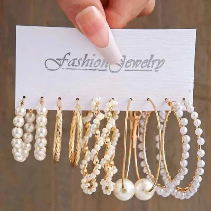 Ensemble de boucles d'oreilles en perles