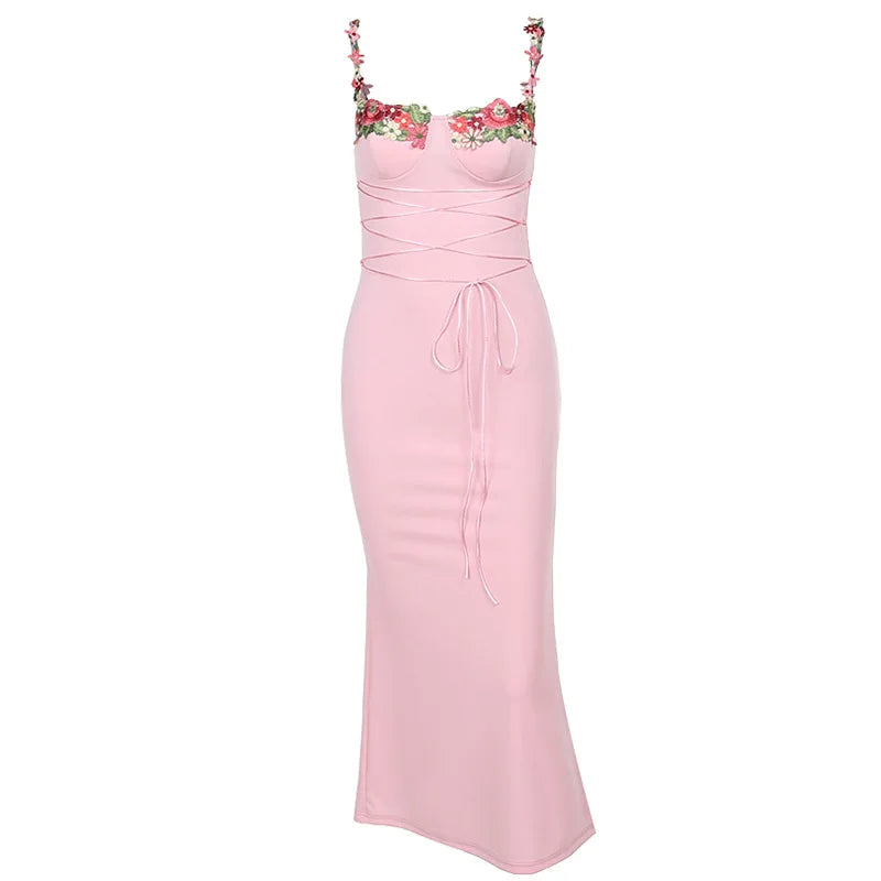 Robe midi à fleurs brodées