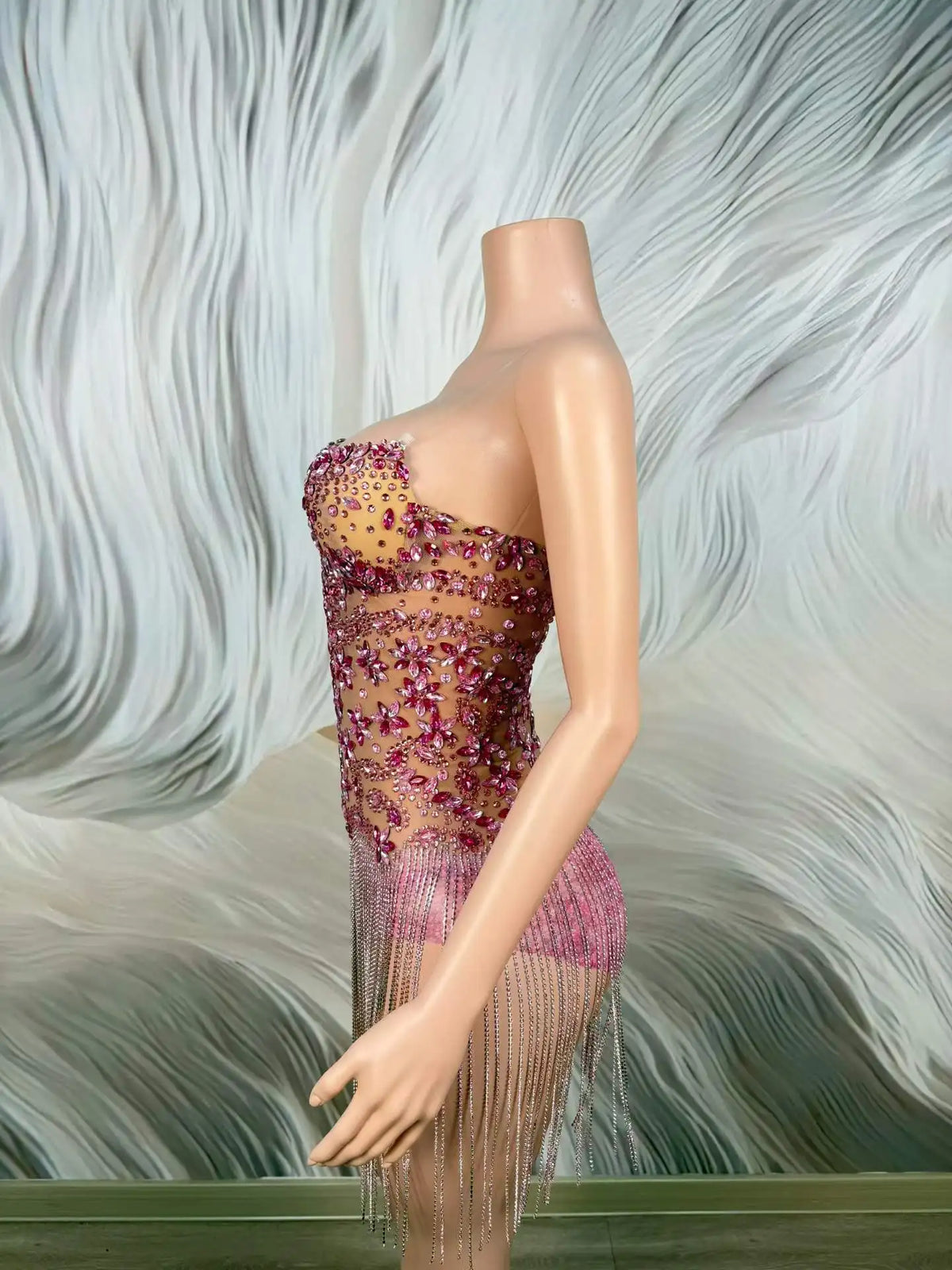 Mini-robe cocktail transparente à franges