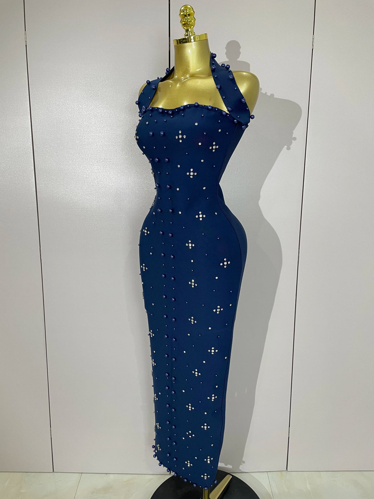 Robe midi à pansements, perles et strass