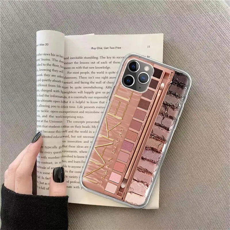 Coque iPhone fard à paupières maquillage glamour