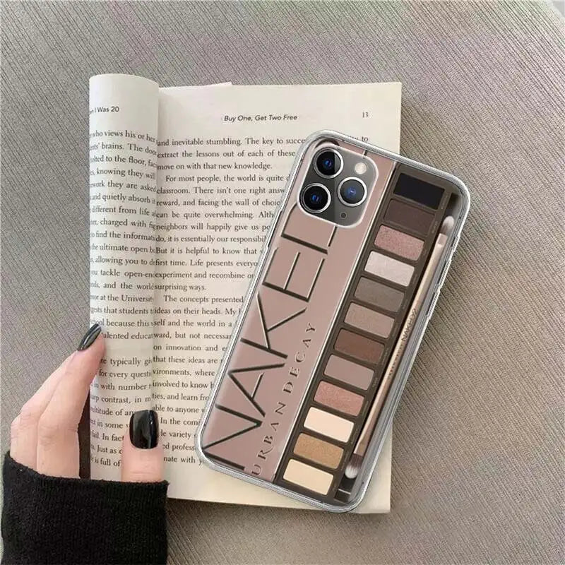 Coque iPhone fard à paupières maquillage glamour