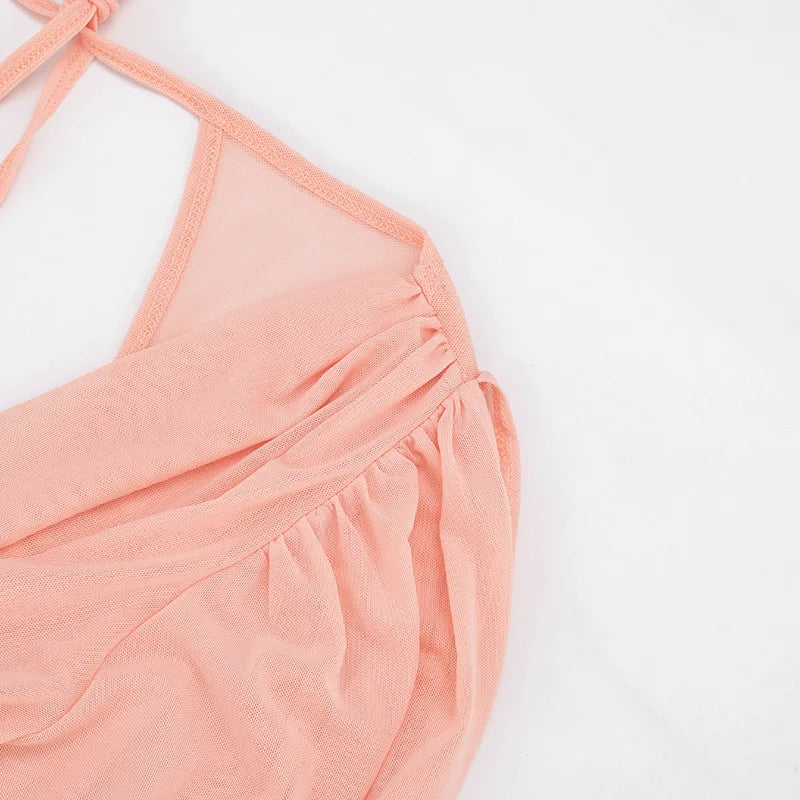Mini-robe transparente à épaules dénudées