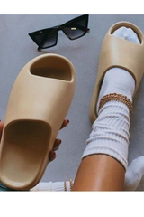 Trendy Slides (Unisex) Fashion Closet Clothing