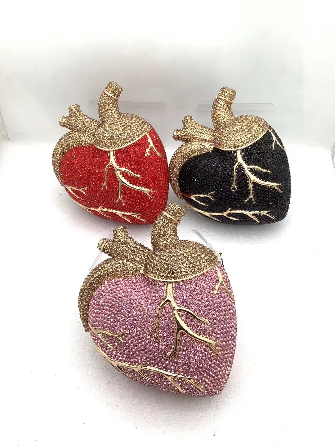 Pochette Cœur Strass