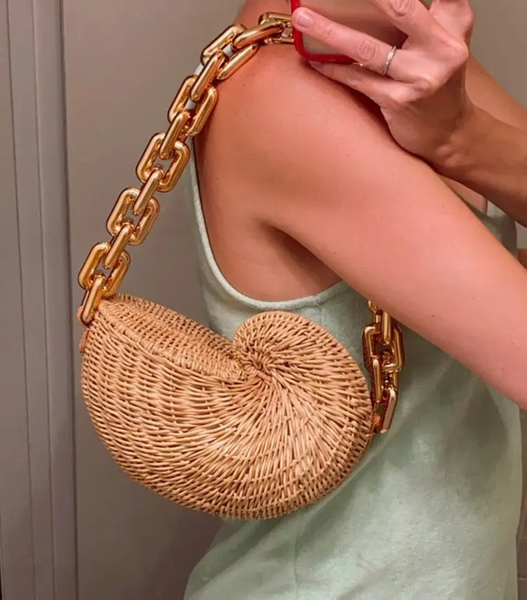 Rattan Conch Shoulder Handbags