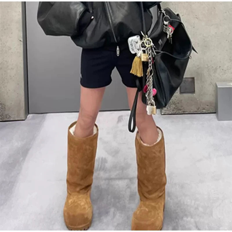 Fashionable Platform Boots