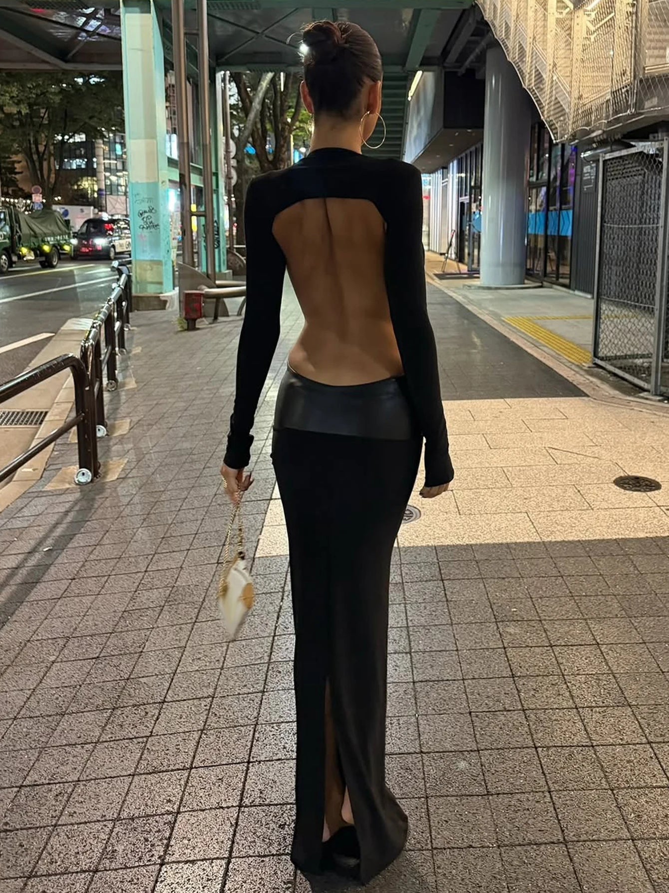Pria V-Neck Maxi Dress