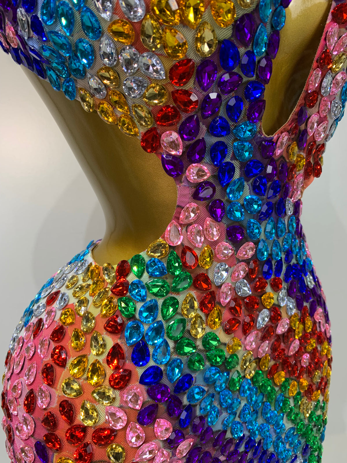 Mini-robe Amleia ornée de strass
